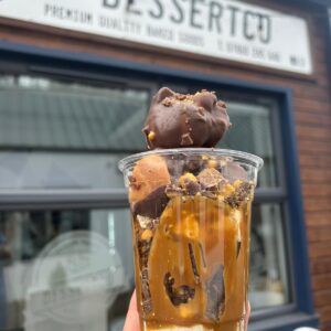 Special - Chocolate & Honeycomb Profiterole Pot